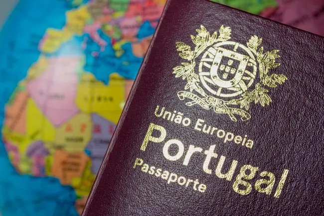 Um-dos-melhores-passaportes-do-mundo-e-portugues-01